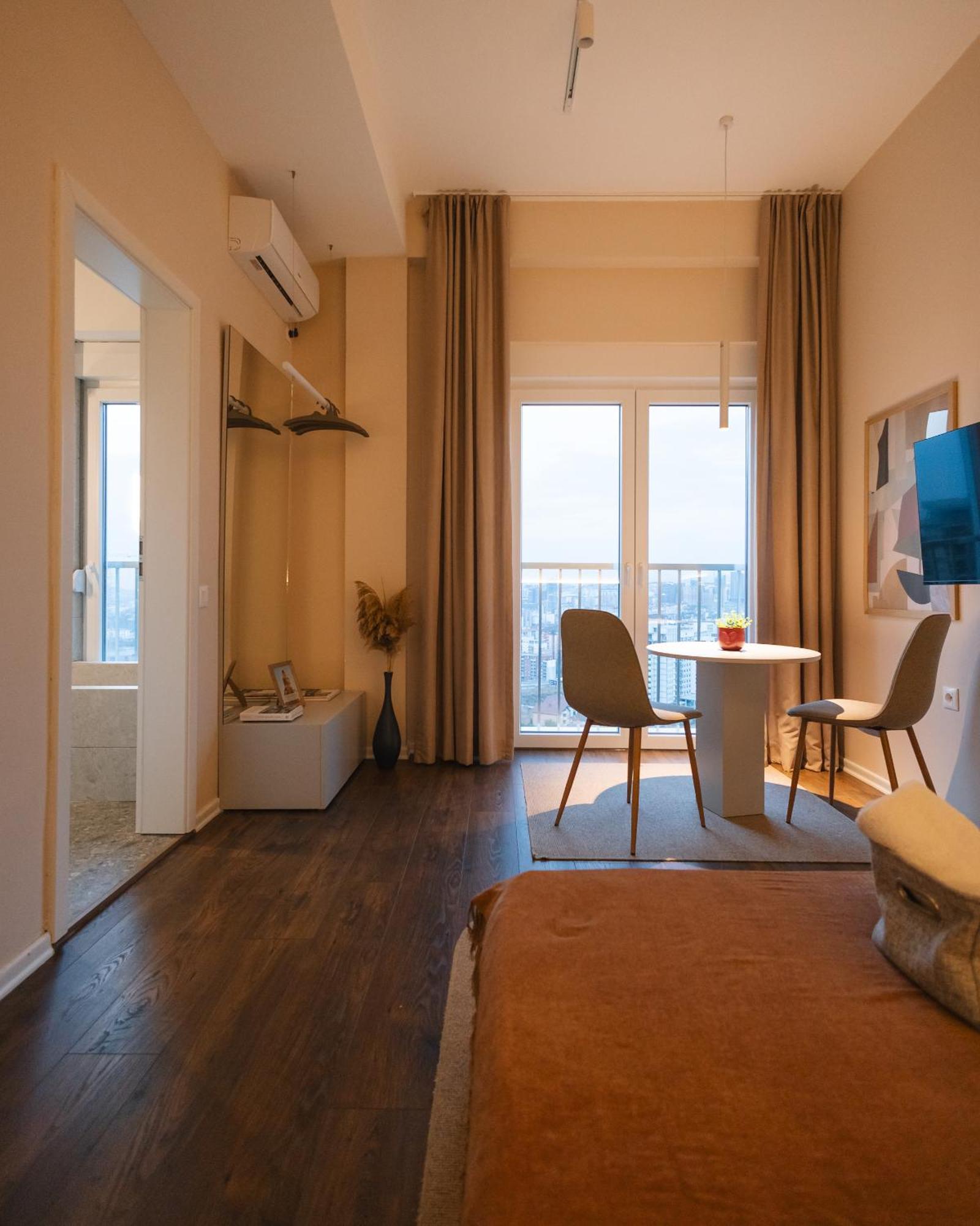 פרישטינה Etern Apart Hotel מראה חיצוני תמונה