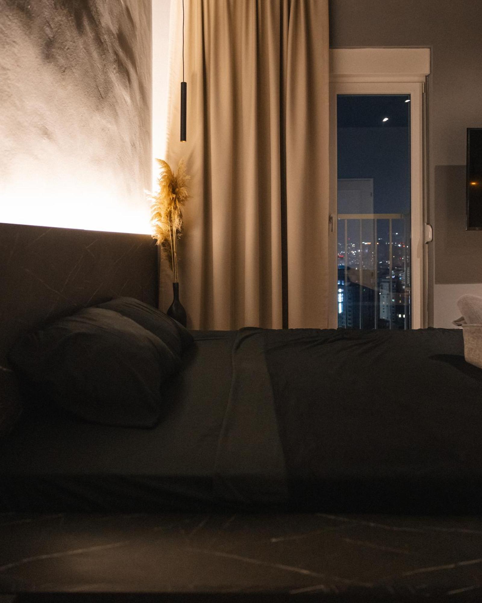 פרישטינה Etern Apart Hotel מראה חיצוני תמונה