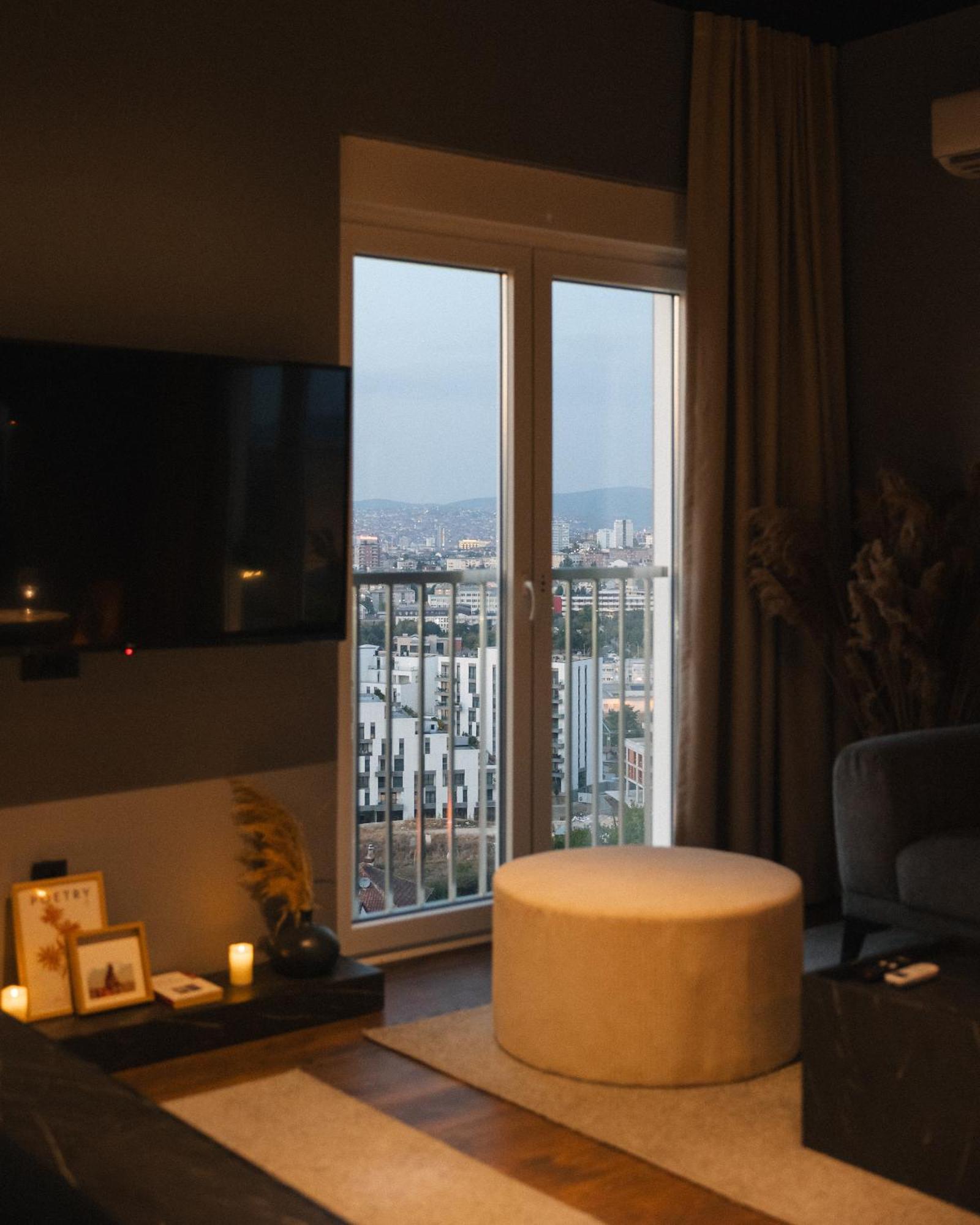 פרישטינה Etern Apart Hotel מראה חיצוני תמונה