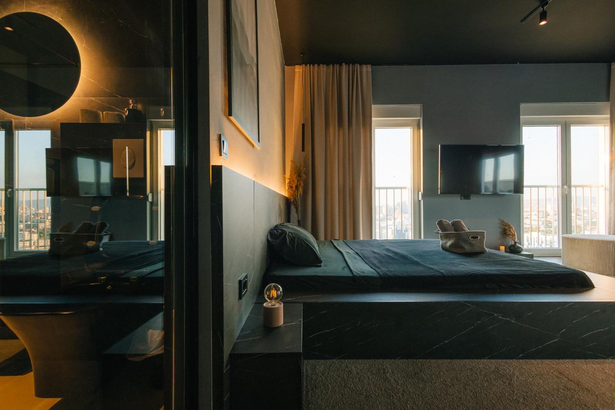 פרישטינה Etern Apart Hotel מראה חיצוני תמונה