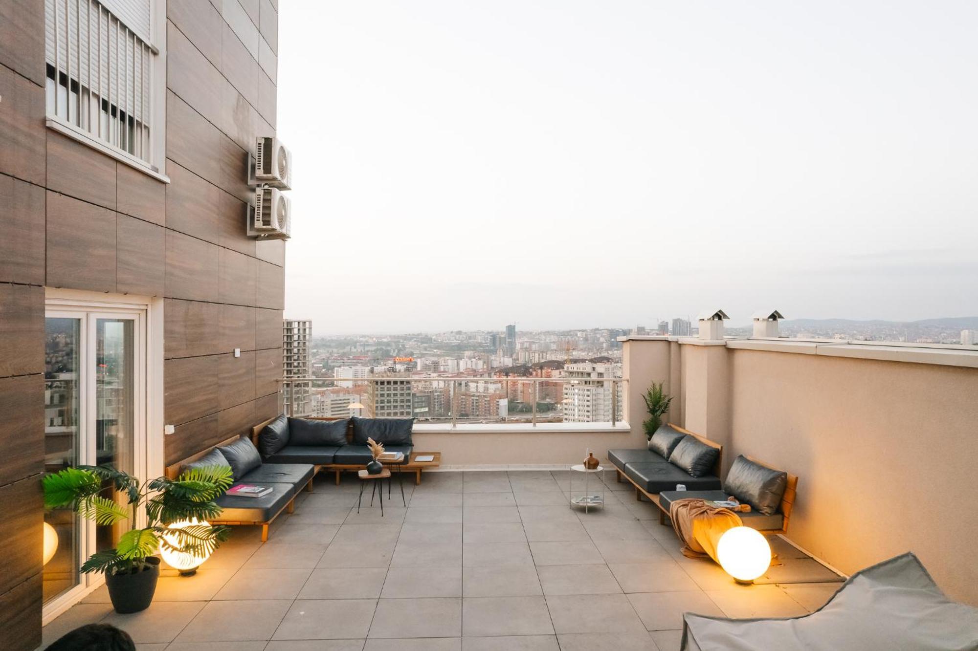פרישטינה Etern Apart Hotel מראה חיצוני תמונה